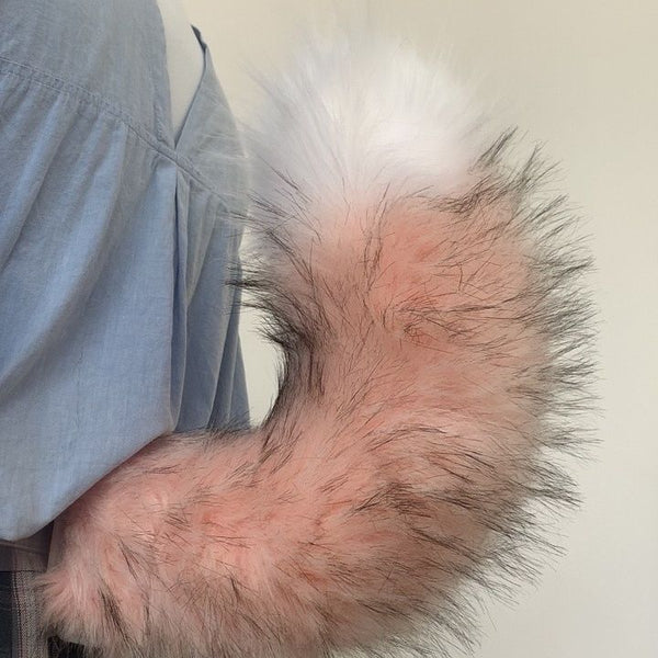 Movable animal tail, white fox