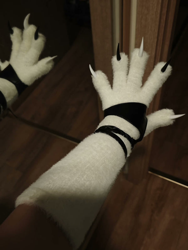 Long claws with touch screen and detachable nails